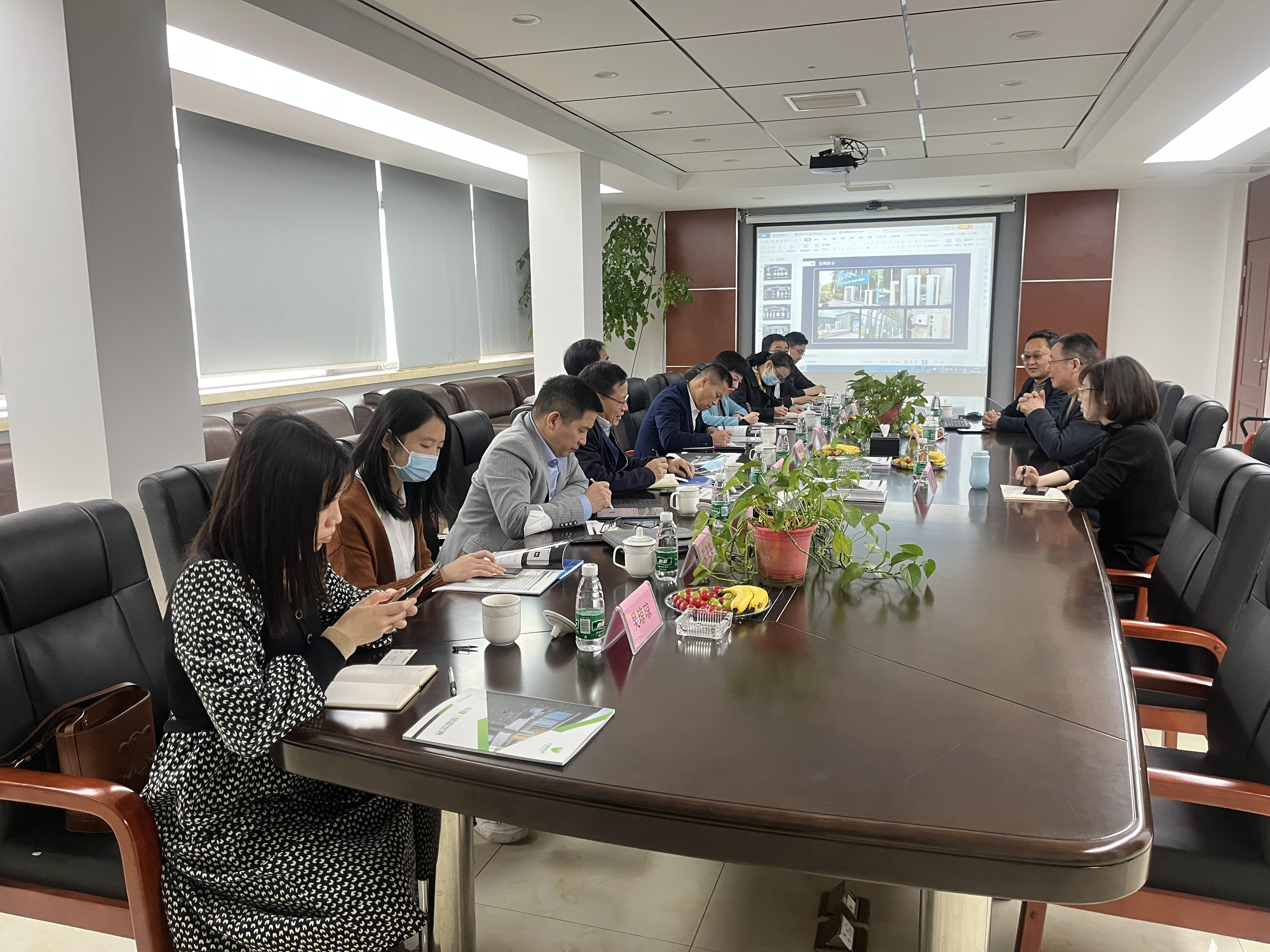 动态丨广州市黄埔区政府常务副区长王大通一行莅临科曜能源调研考察